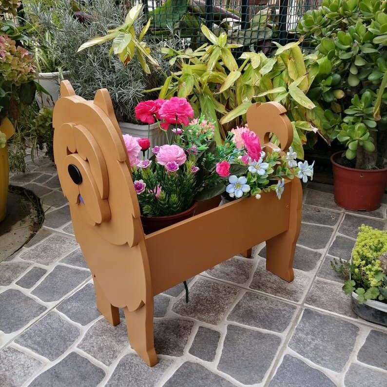 Chow Chow planter