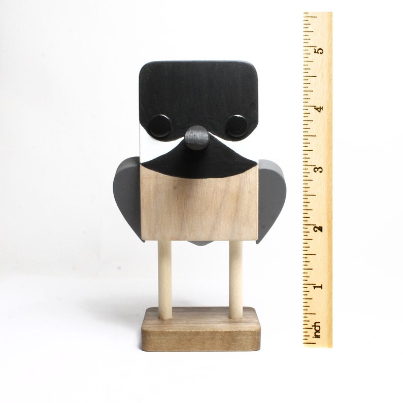 Chickadee Eyeglass Stand.