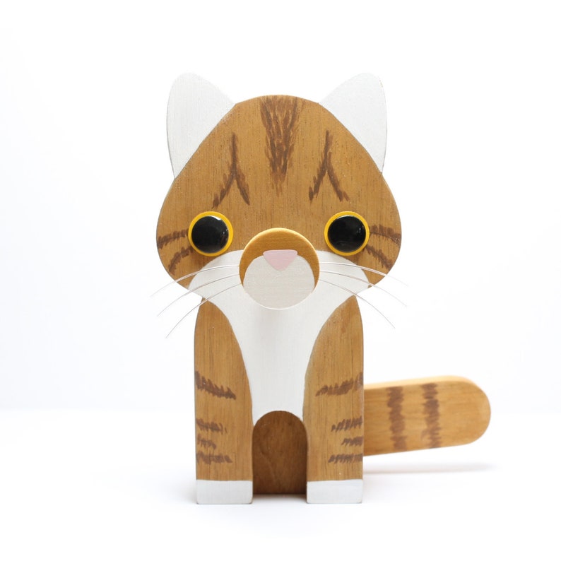 Orange Tabby Cat Eyeglass Stand.