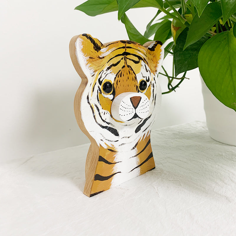 Tiger Eyeglasses Stand