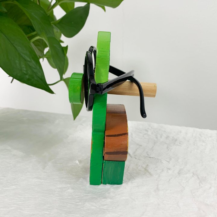 Tortoise Glasses Stand