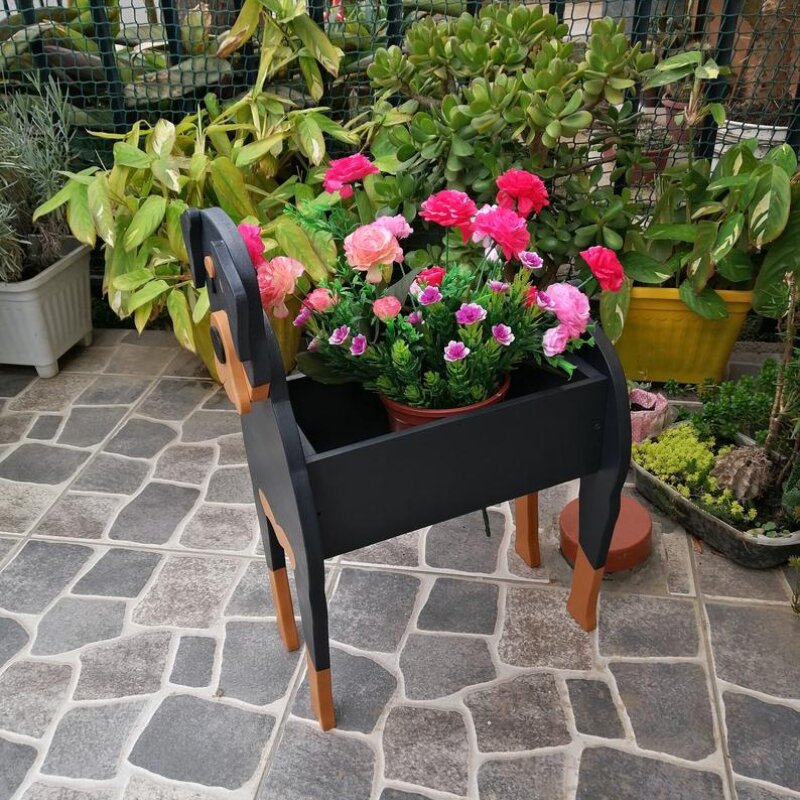 Rottweiler Planter