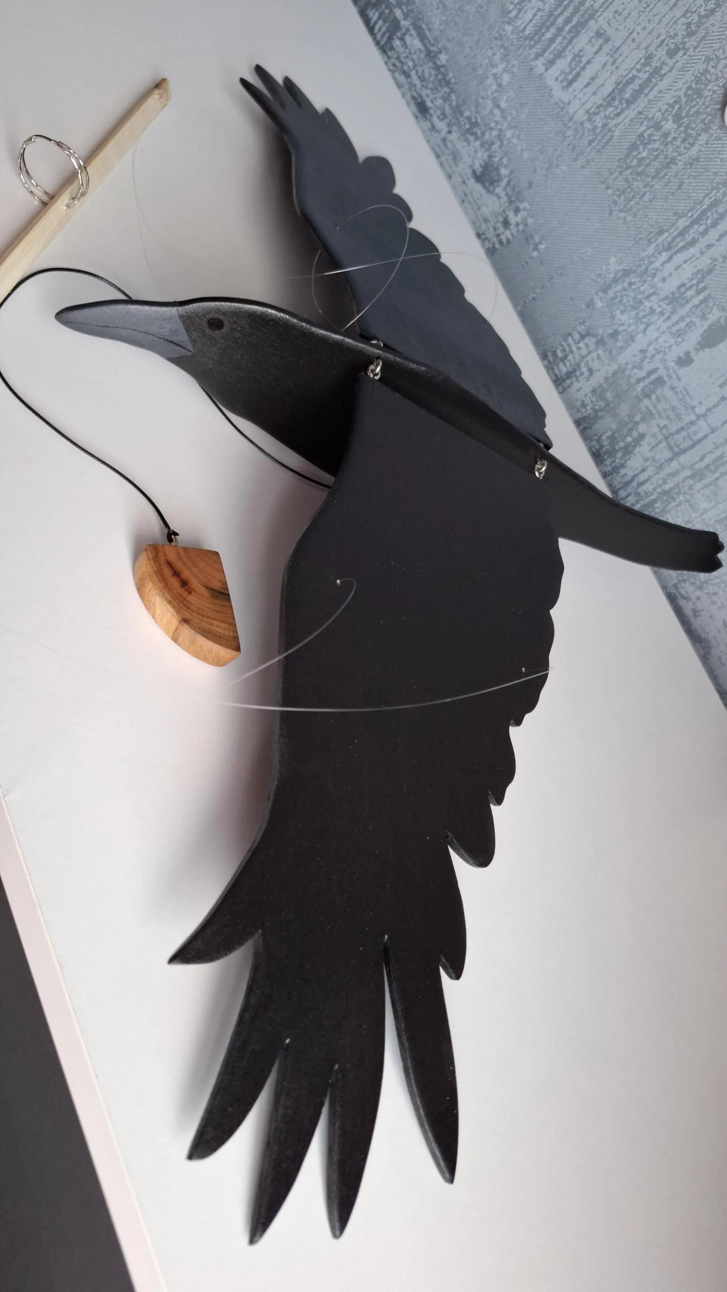 Flying Handmade Solid Wood Mysterious Crow Decoration