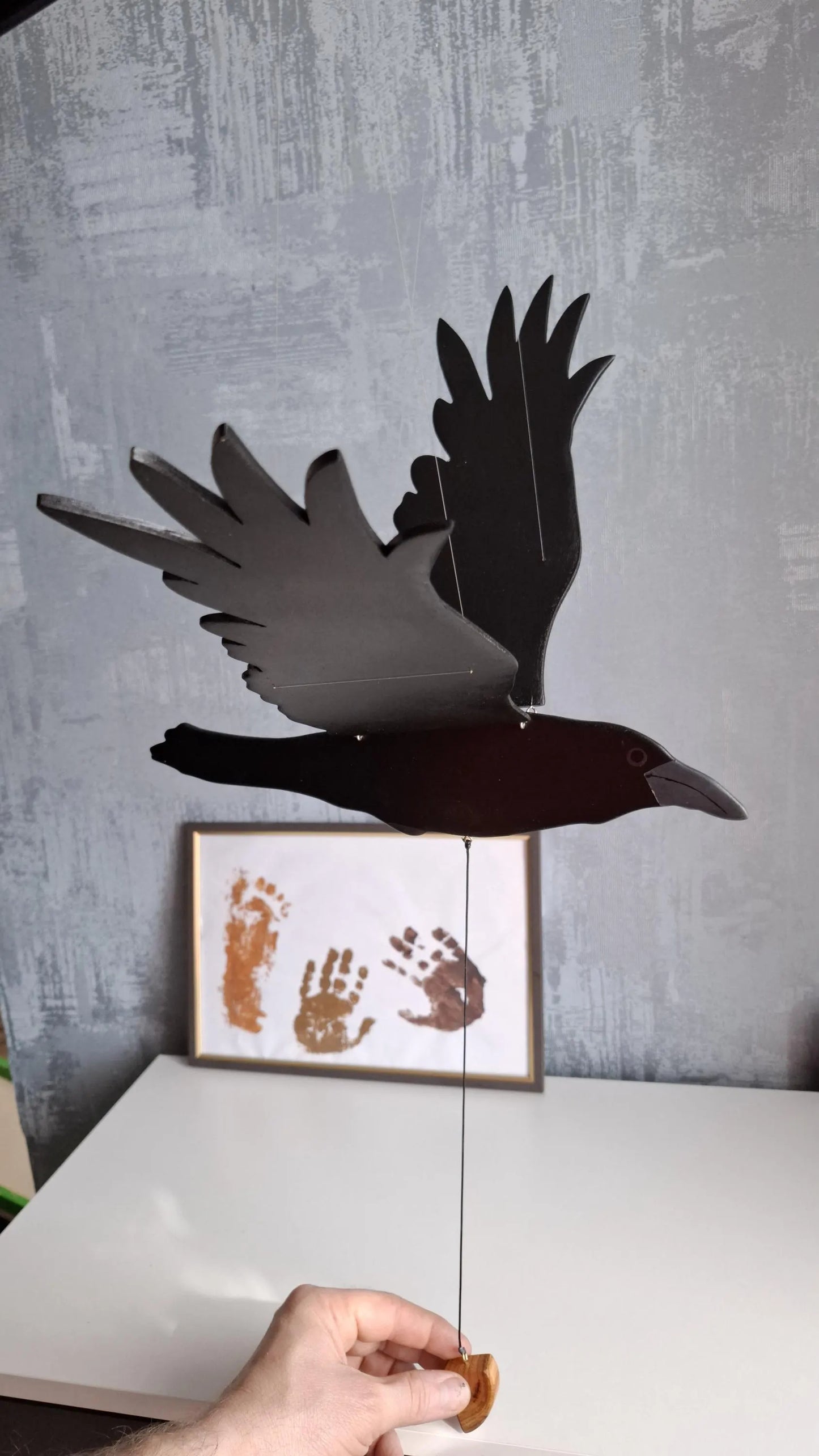 Flying Handmade Solid Wood Mysterious Crow Decoration