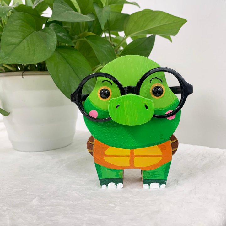 Tortoise Glasses Stand