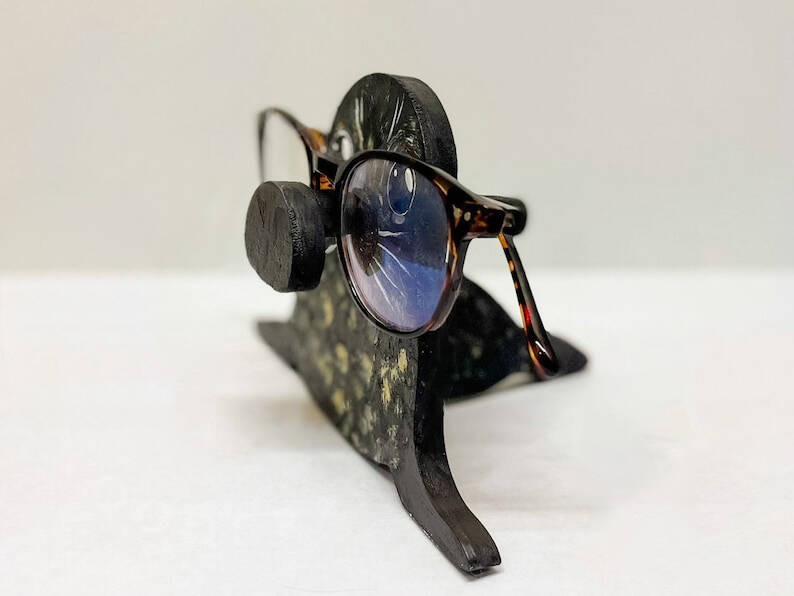 Harbor Seal Glasses Stand