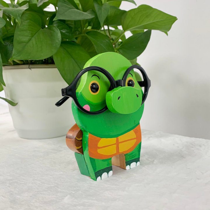 Tortoise Glasses Stand