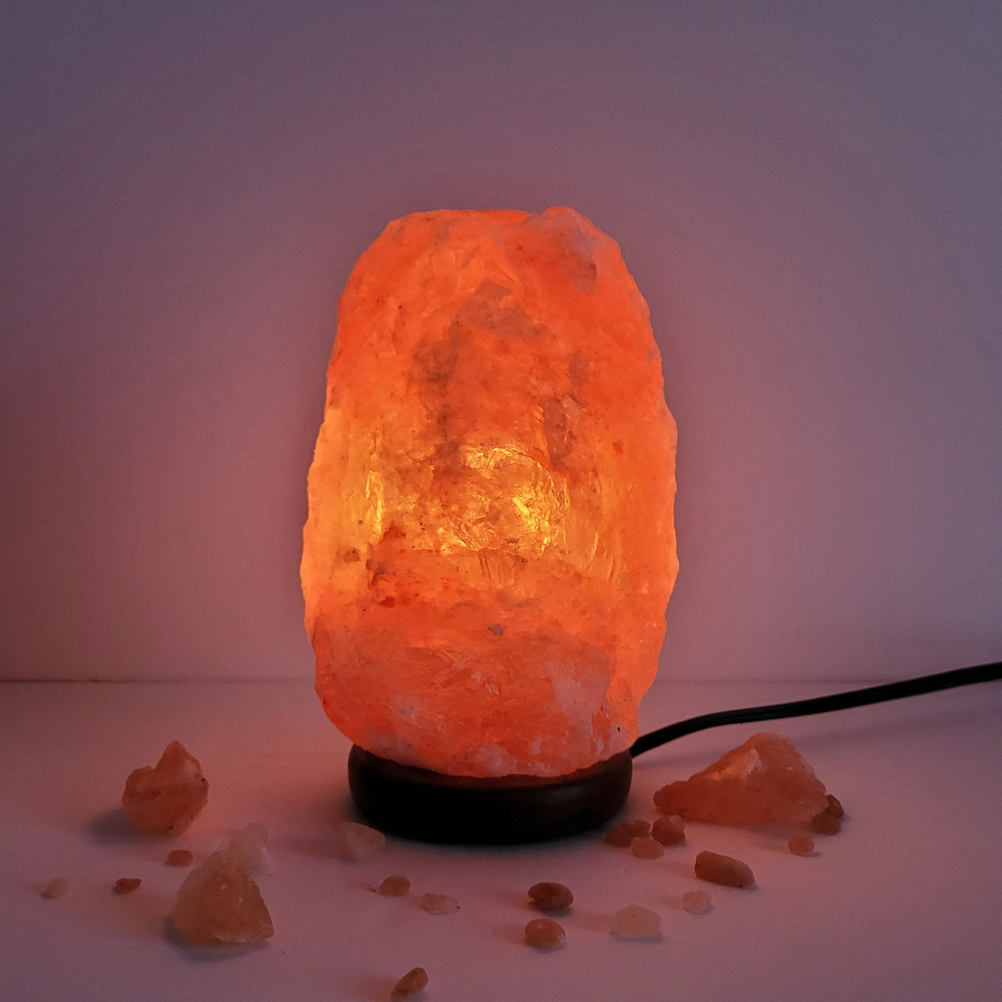Natural salt crystal lamp