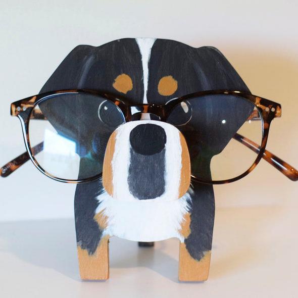 Bernese Mountain Dog Wooden Glasses Stand