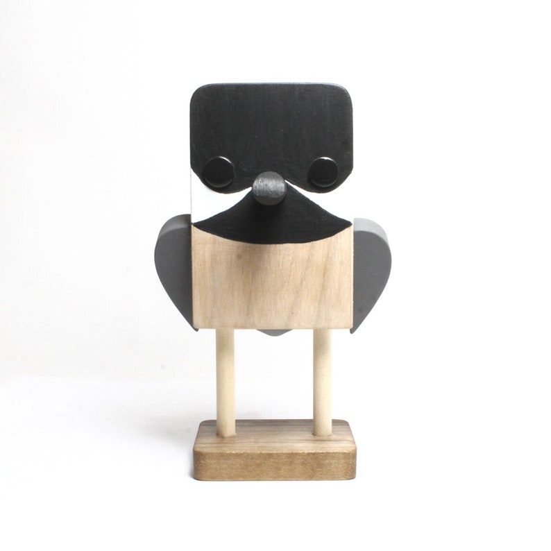 Chickadee Eyeglass Stand.