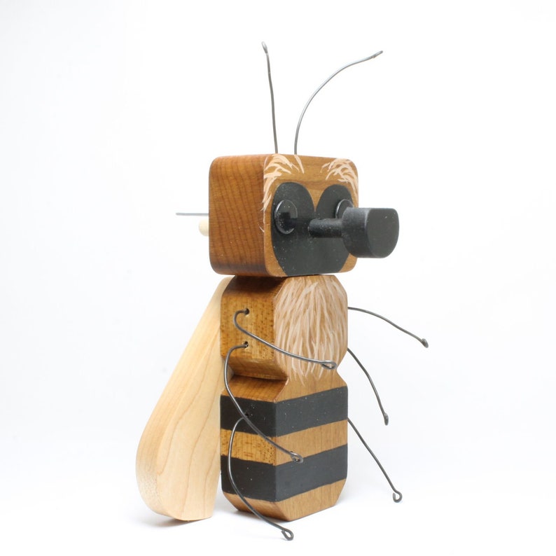 Honeybee Eyeglass Stand.
