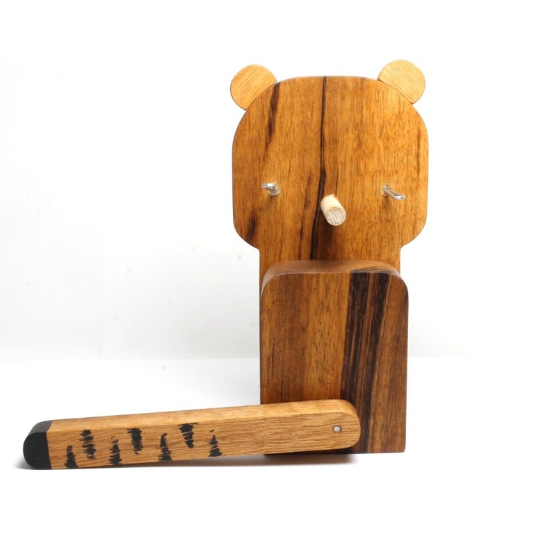 Tiger Eyeglass Stand.