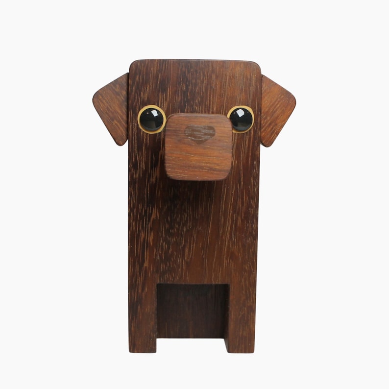 Chocolate Labrador Retriever Dog Eyeglass Stand.