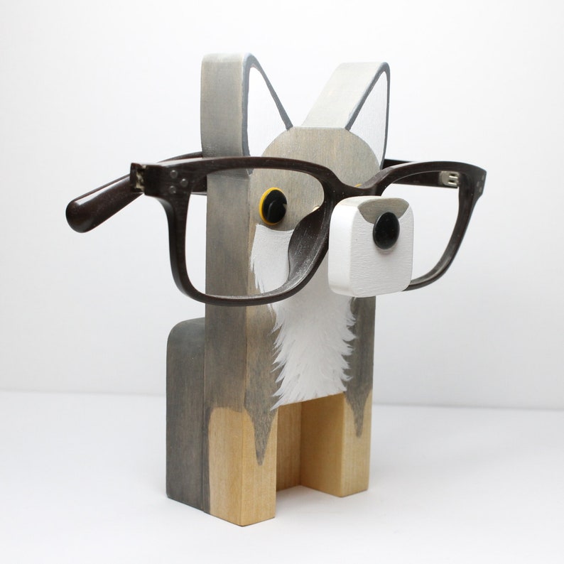 Wolf Eyeglass Stand.