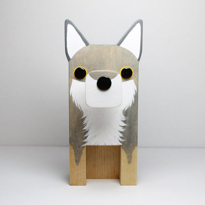 Wolf Eyeglass Stand.