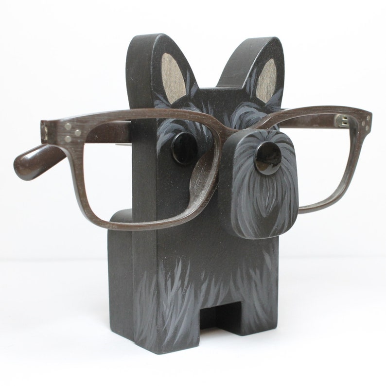 Scottish Terrier Eyeglass Stand.