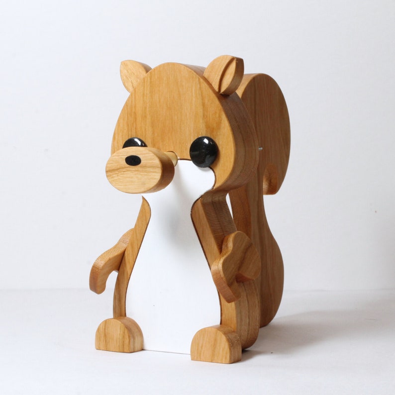 Squirrel Eyeglass Stand.