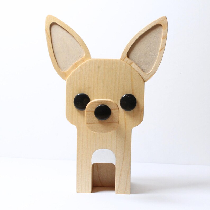 Chihuahua Eyeglass Stand.