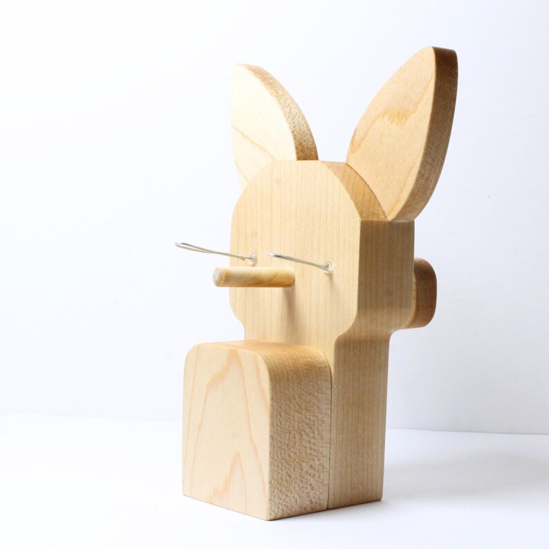 Chihuahua Eyeglass Stand.