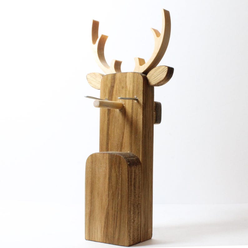 Deer Eyeglass Stand.